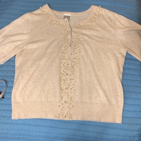 Old Navy short sleeve sweater - Picture 7 of 12